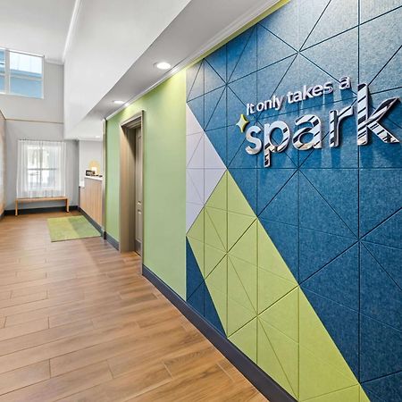 Spark By Hilton Woodbridge Buitenkant foto