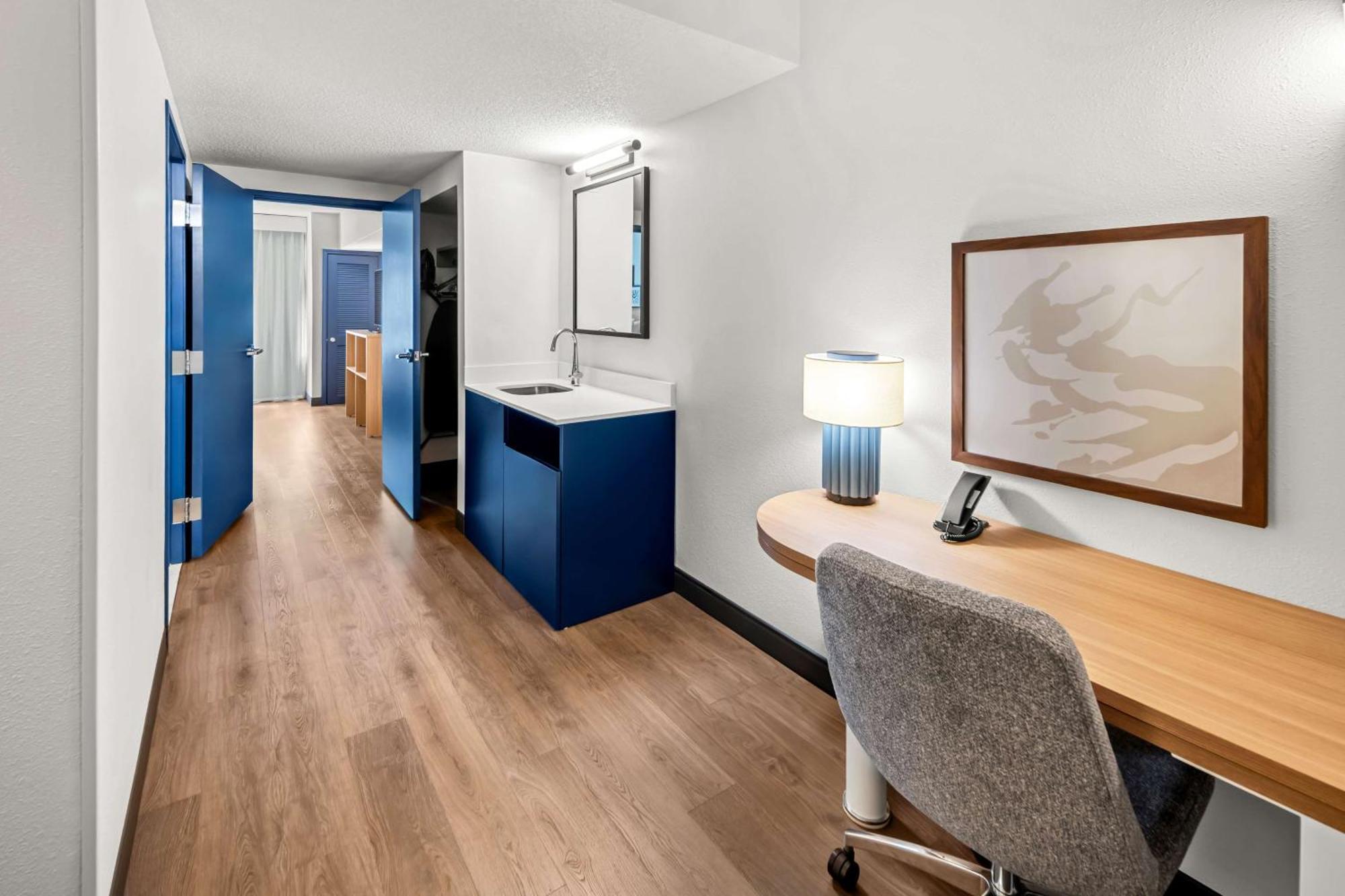 Spark By Hilton Woodbridge Buitenkant foto