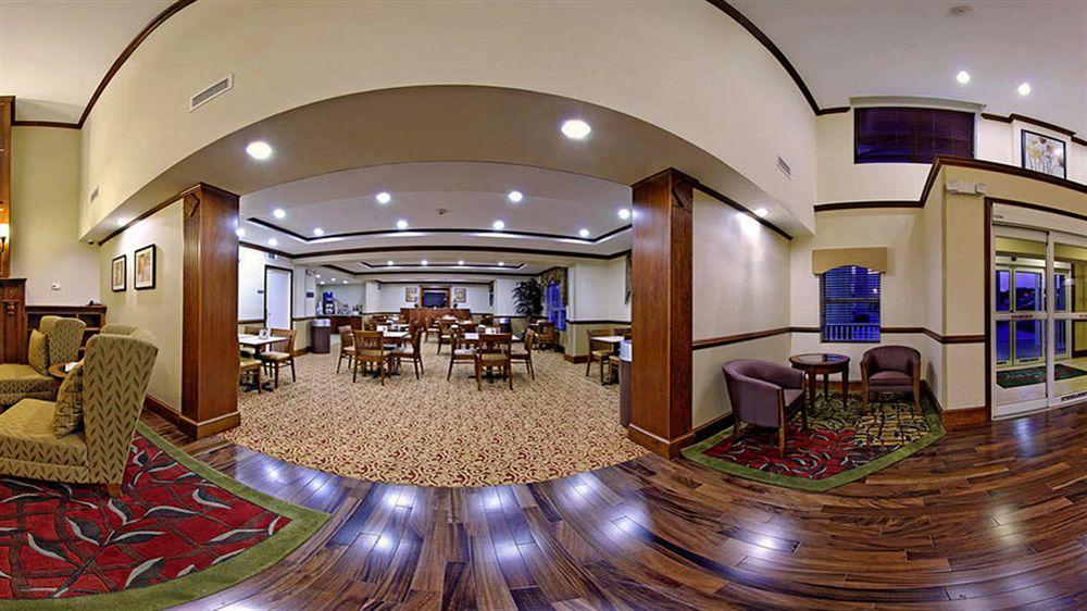 Spark By Hilton Woodbridge Buitenkant foto